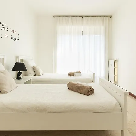 Alessia's Flat- Sondrio M3 Apartment