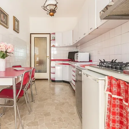 Alessia's Flat- Sondrio M3 Apartment